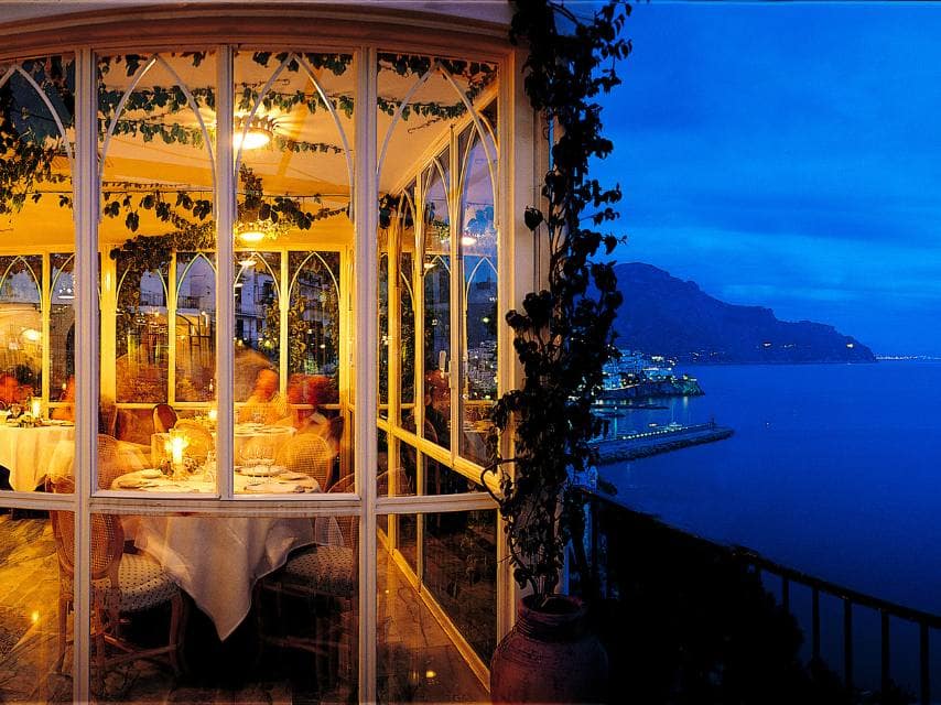 Experience Glicine, among the best Michelin star restaurants in Europe, with sea views on your Amalfi superyacht charter.