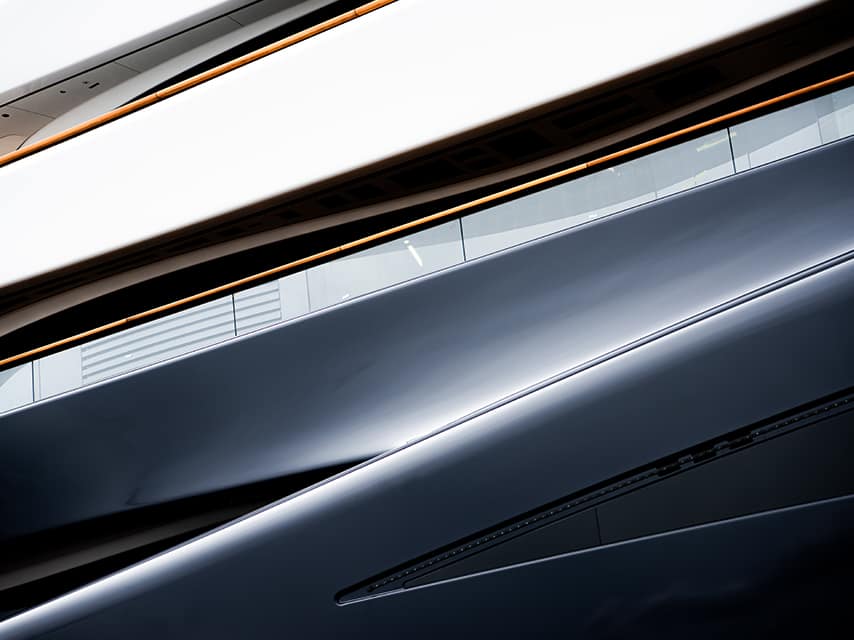 Sleek design of the Feadship Van Lent 821 yacht, emphasizing cutting-edge innovations and expert craftsmanship.
