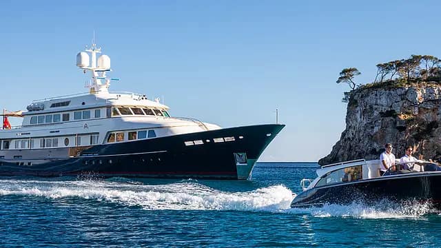 Why you should buy a yacht before the summer