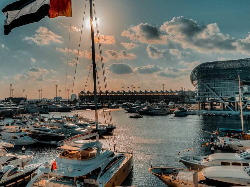 Luxury yachts fill Yas Marina, set for race-day excitement and the ultimate Formula 1 yacht charter Abu Dhabi experience.