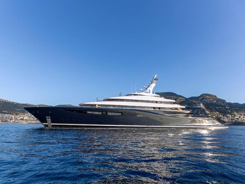 Edmiston Miami Yacht Management ensures that BREAKTHROUGH yacht arrives safely, ahead of the Miami Boat Show 2026.