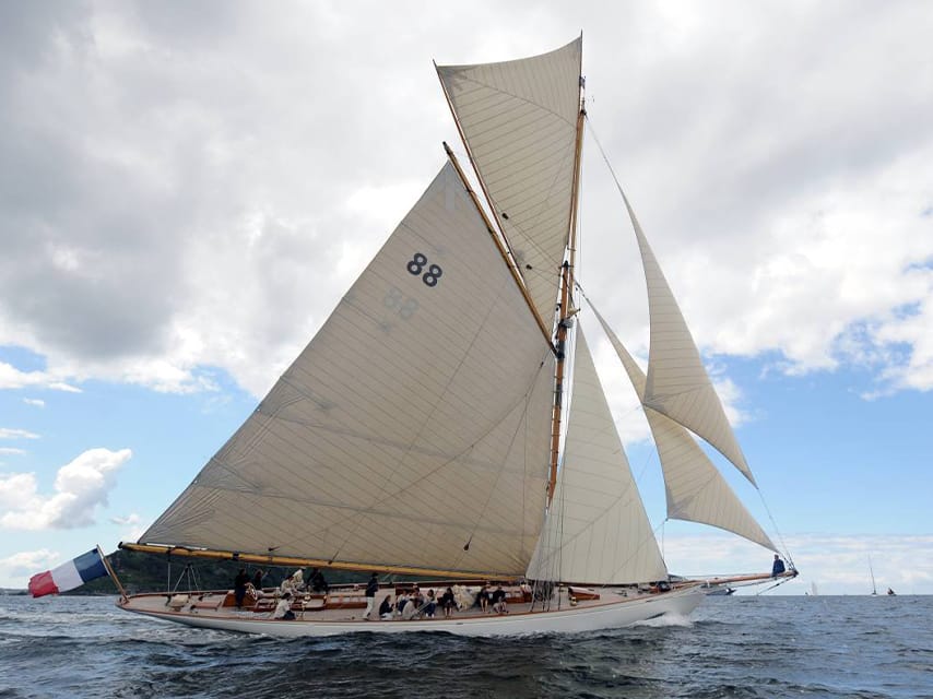 Moonbeam of Fife, one of the traditional yachts ready to compete in Voiles d'Antibes 2024